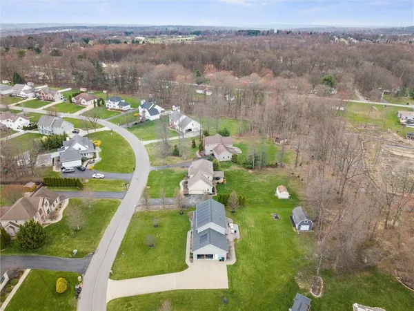 $469,000 | 1810 Lori Lane, Hermitage, PA 16148