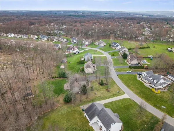 $469,000 | 1810 Lori Lane, Hermitage, PA 16148
