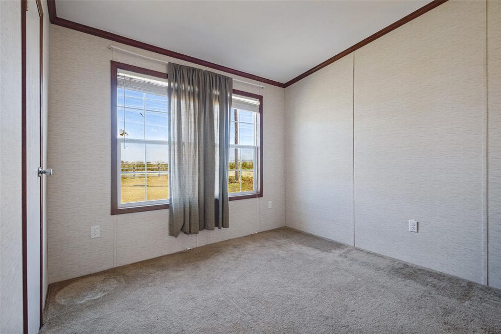 8317 Old Stoney Road Ponder, TX 76259 - Photo 18 of 28 Gallery Image 18