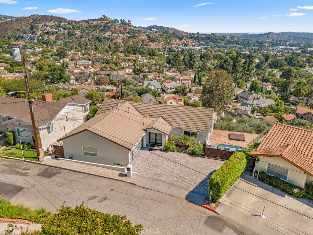 900 Cavanagh Road Glendale, CA 91207 - Photo 73 of 75 Gallery Image 73
