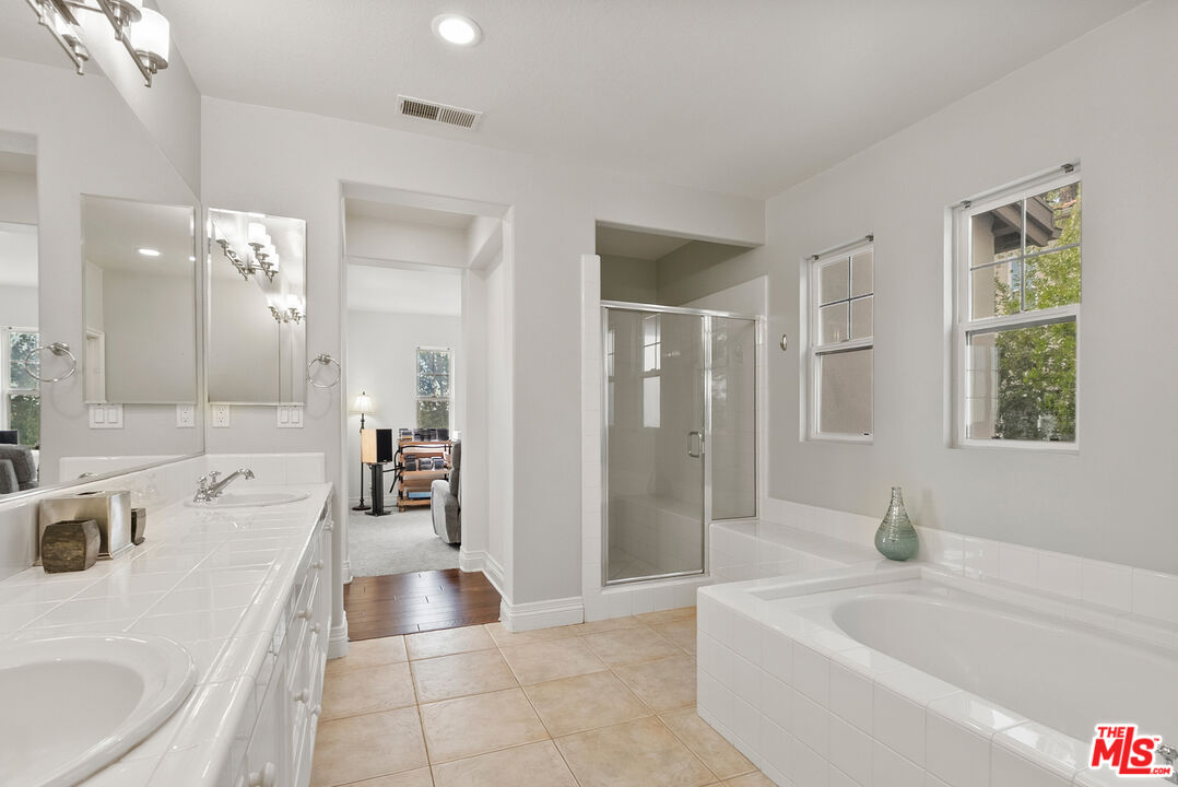 3821 Luna Court Altadena, CA 91001 - Photo 17 of 34