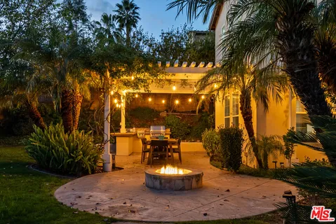 $1,838,000 | 3821 Luna Court, Altadena, CA 91001