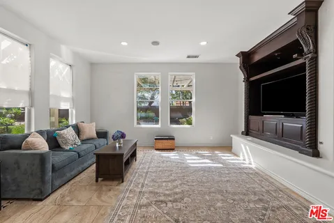 $1,838,000 | 3821 Luna Court, Altadena, CA 91001