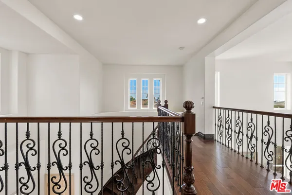 $1,838,000 | 3821 Luna Court, Altadena, CA 91001