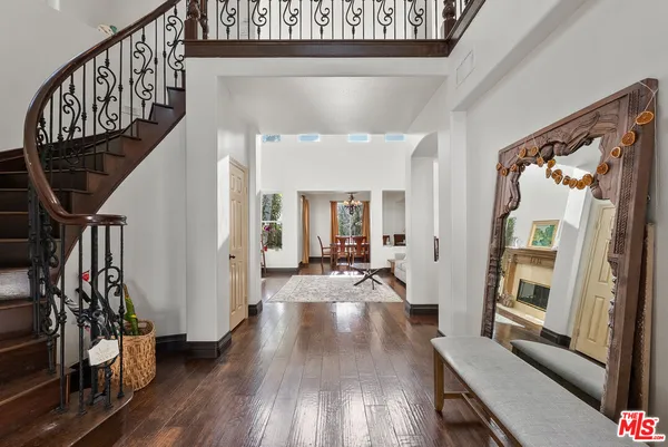 $1,838,000 | 3821 Luna Court, Altadena, CA 91001