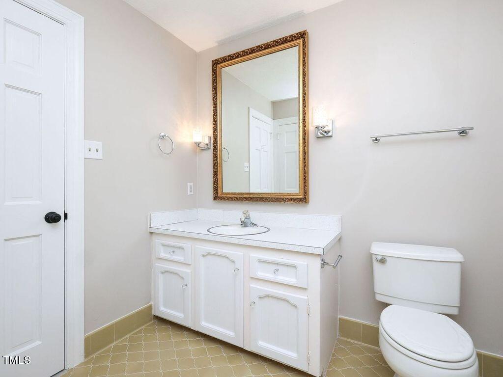 1514 Shadowood Lane Raleigh, NC 27612 - Photo 55 of 85 s55