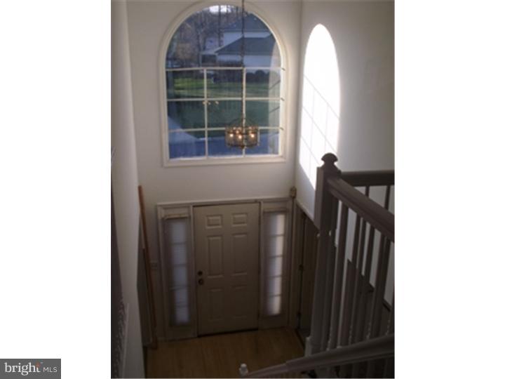 213 West Silver Fox Road Newark, DE 19702 - Photo 12 of 16 Foyer