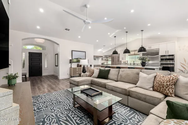 $725,000 | 4108 East Tonto Street, Phoenix, AZ 85044
