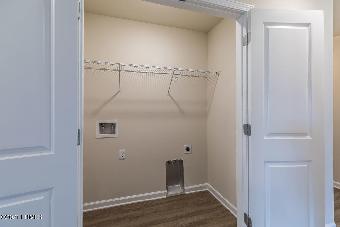 504 Ridgeland Lakes Drive Ridgeland, SC 29936 - Photo 26 of 39 26 Laundry