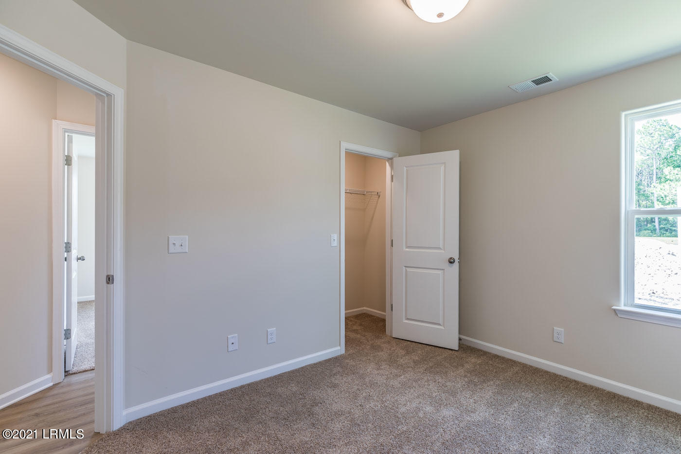 504 Ridgeland Lakes Drive Ridgeland, SC 29936 - Photo 34 of 39 34 Secondary bedroom 2