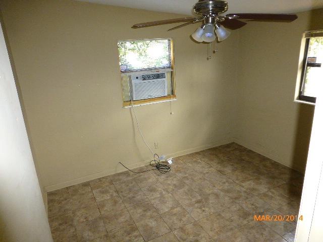 5702 Mango Road West Palm Beach, FL 33413 - Photo 16 of 30 P1530033