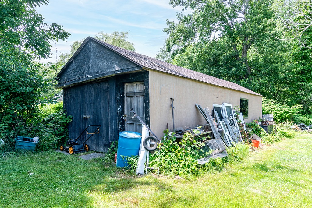 661 Washington Street Coventry, RI 02816 - Photo 5 of 41