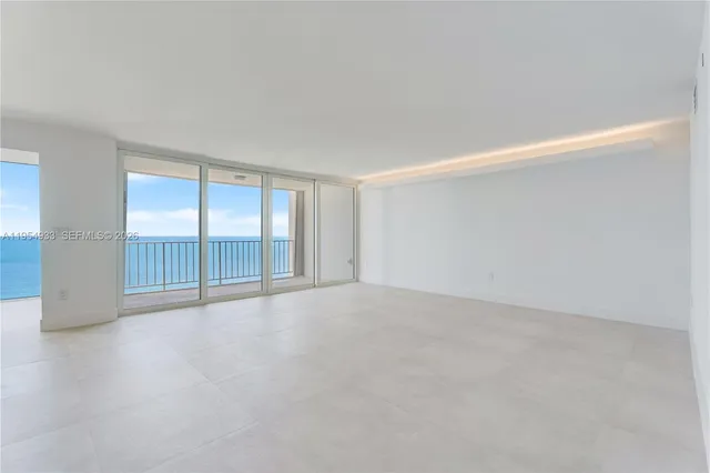 $1,859,000 | 881 Ocean Drive, Unit 13C, Key Biscayne, FL 33149