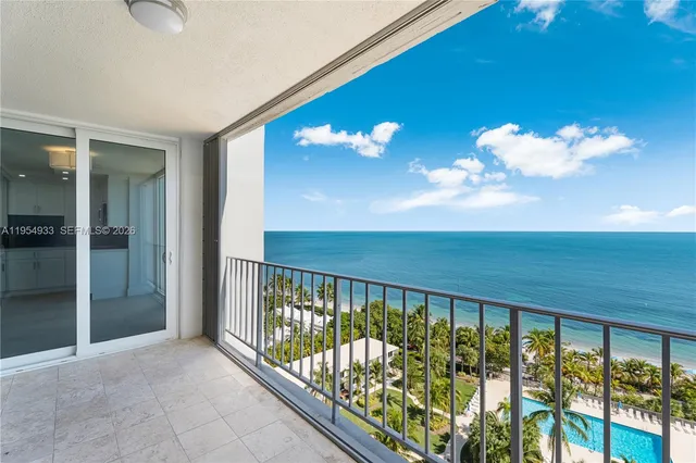 $1,859,000 | 881 Ocean Drive, Unit 13C, Key Biscayne, FL 33149