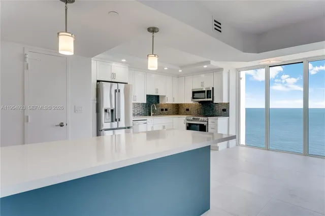 $1,859,000 | 881 Ocean Drive, Unit 13C, Key Biscayne, FL 33149