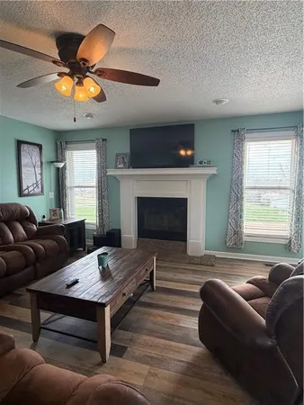 $439,900 | 11741 County Road 162, Savannah, MO 64485