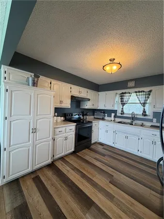 $439,900 | 11741 County Road 162, Savannah, MO 64485