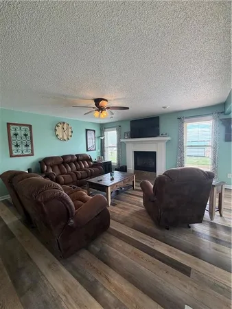 $439,900 | 11741 County Road 162, Savannah, MO 64485