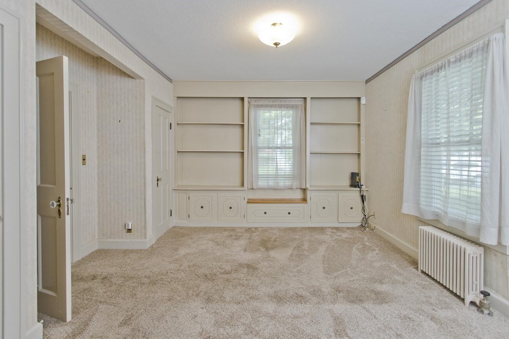 144 Pasco Road Springfield, MA 01151 - Photo 16 of 42 a view of room with window