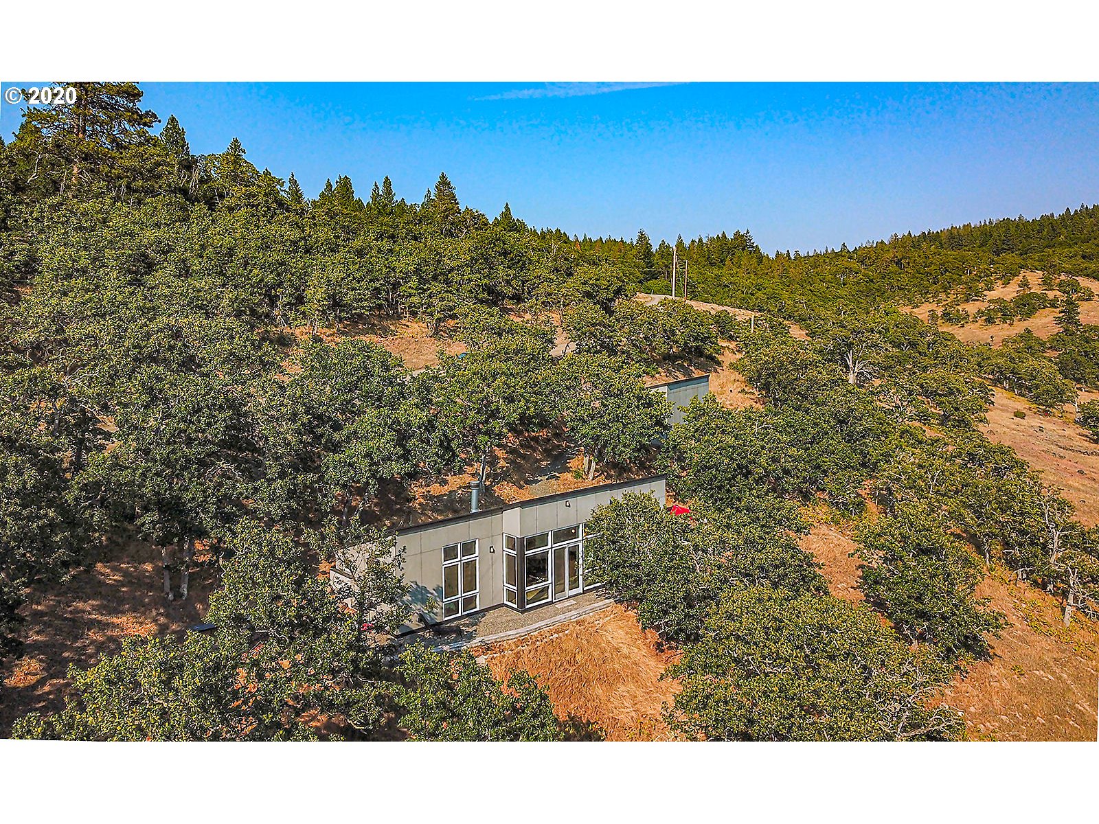 2400 Dry Creek Road Mosier, OR 97040 - Photo 1 of 31 Gallery Image 1