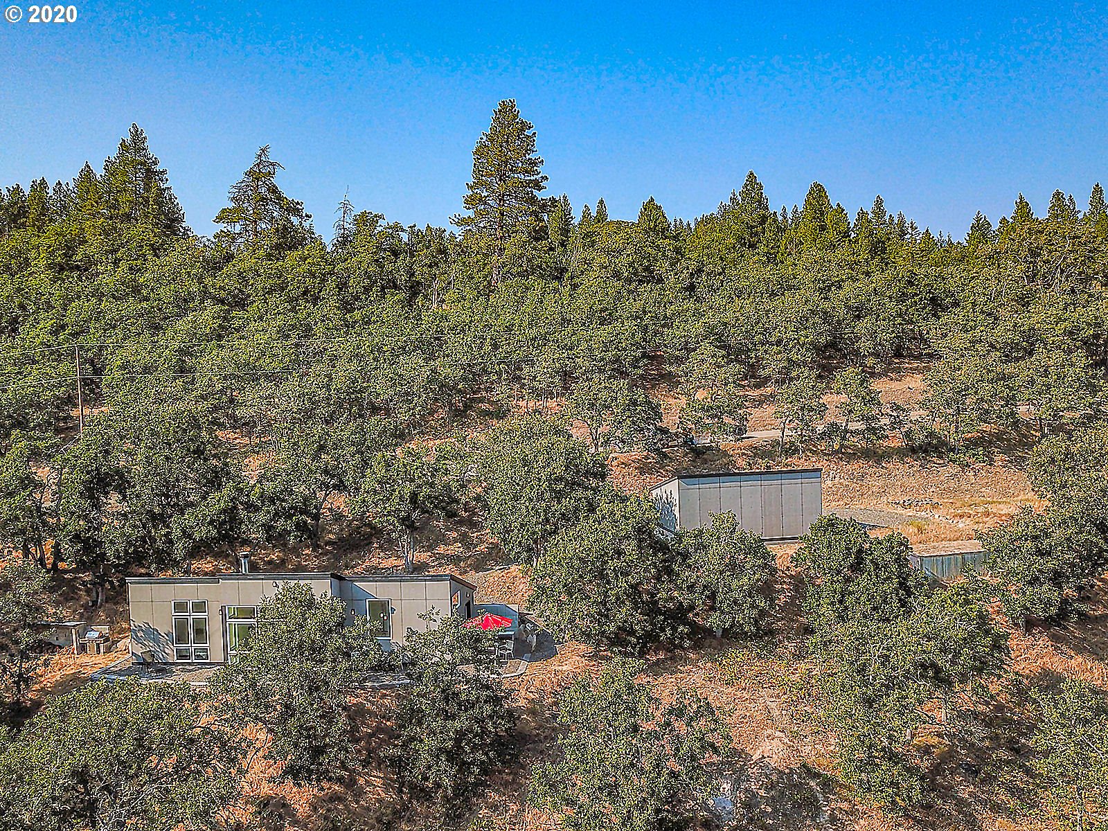 2400 Dry Creek Road Mosier, OR 97040 - Photo 2 of 31 Gallery Image 2