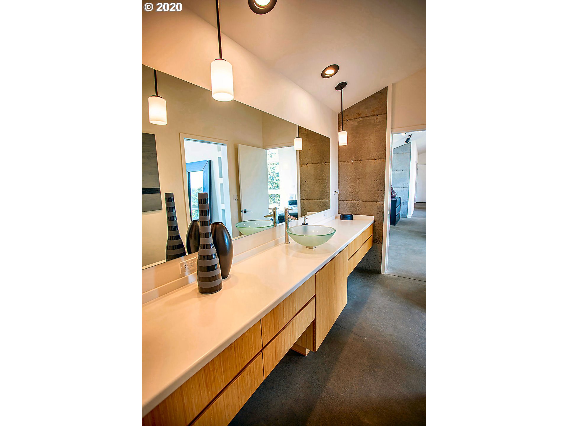 2400 Dry Creek Road Mosier, OR 97040 - Photo 11 of 31 Gallery Image 11