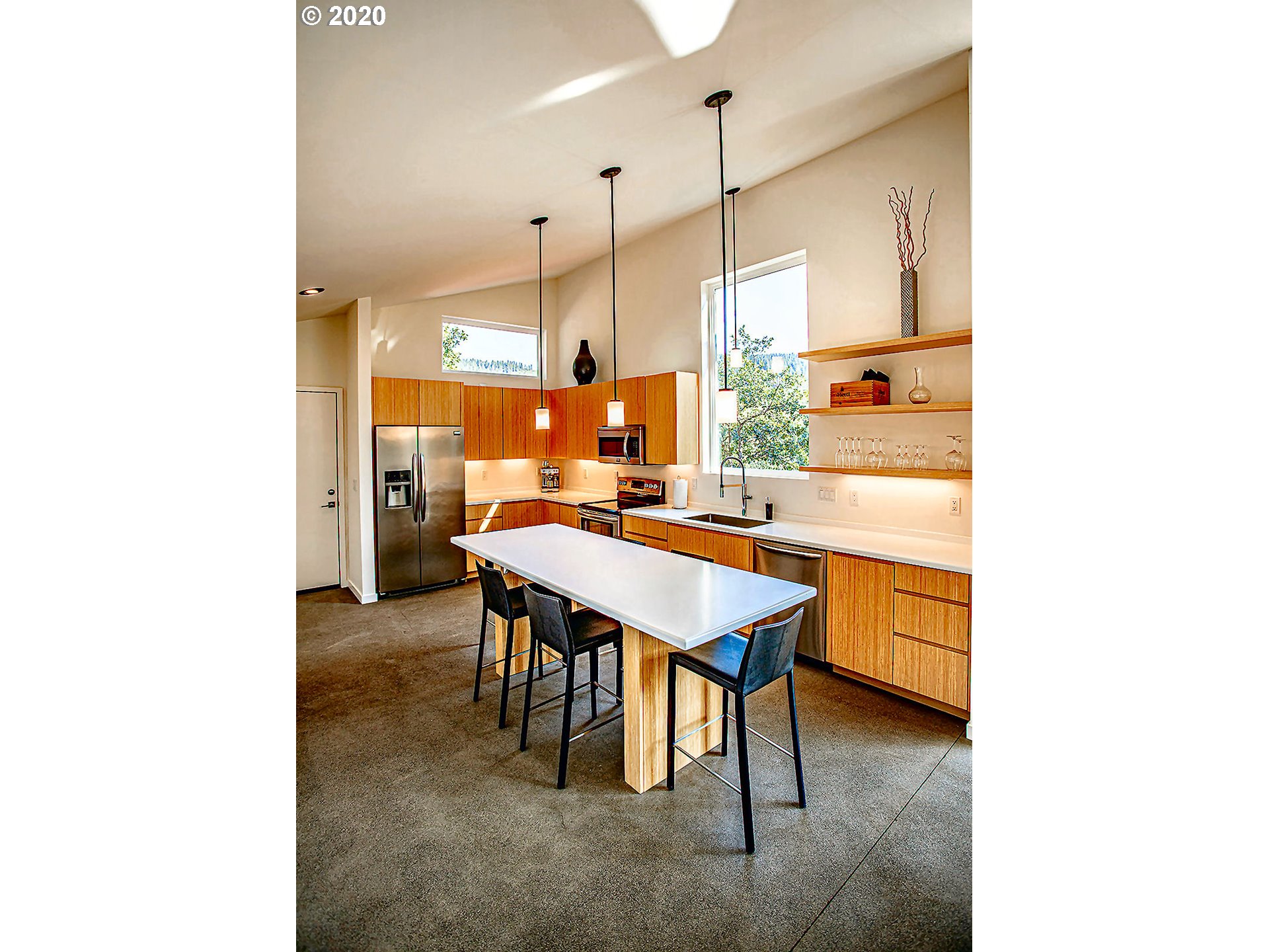 2400 Dry Creek Road Mosier, OR 97040 - Photo 19 of 31 Gallery Image 19