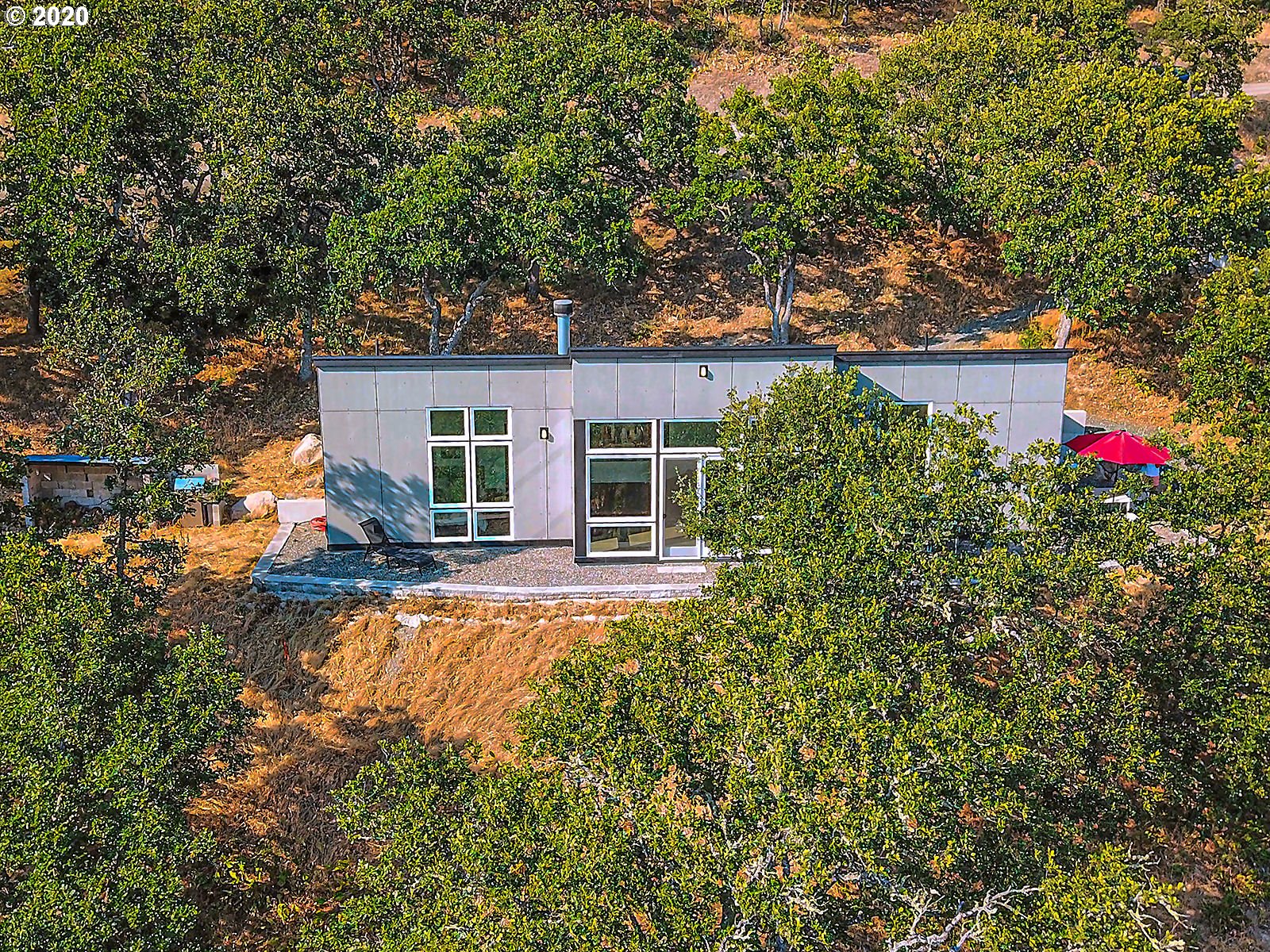 2400 Dry Creek Road Mosier, OR 97040 - Photo 3 of 31 Gallery Image 3