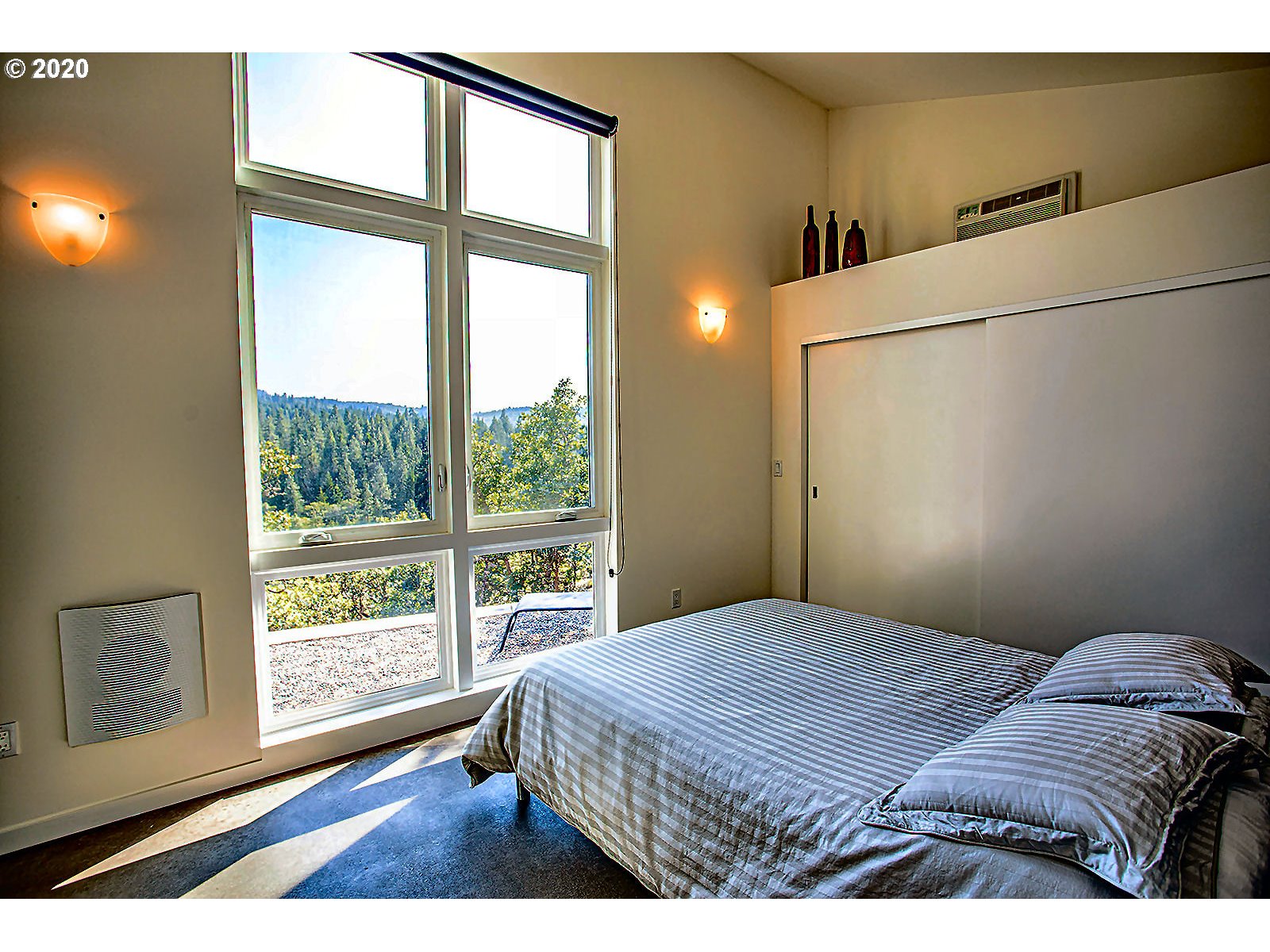 2400 Dry Creek Road Mosier, OR 97040 - Photo 8 of 31 Gallery Image 8
