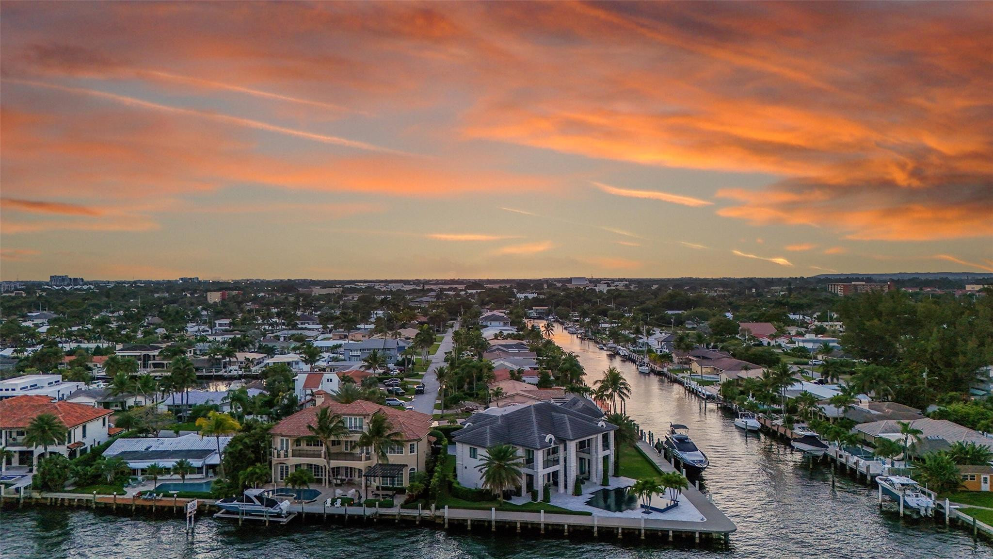 821 North Riverside Drive, Unit PH2 Pompano Beach, FL 33062 - Photo 35 of 95 an aerial view of a city