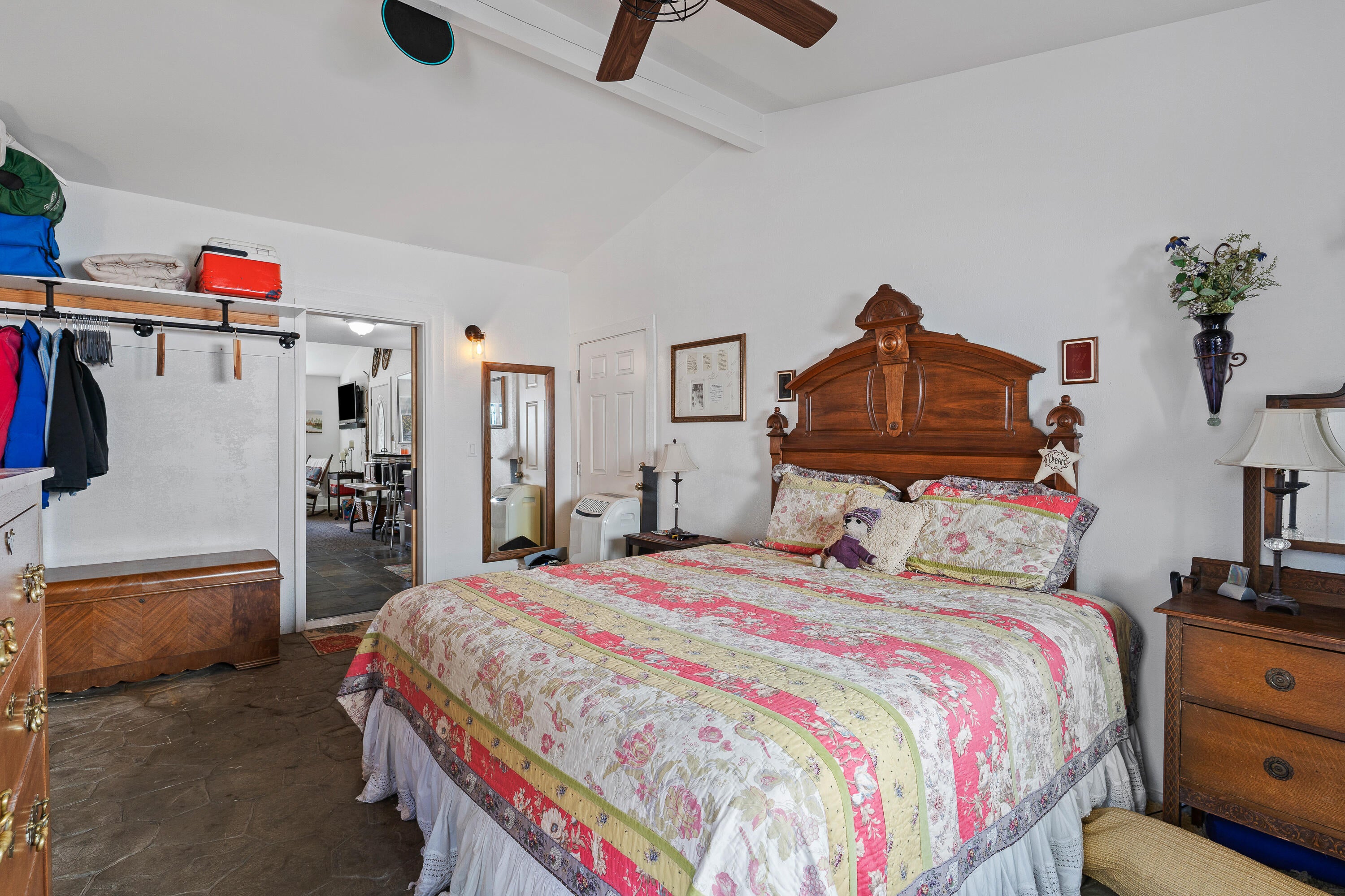 60060 Turquoise Road Bend, OR 97702 - Photo 50 of 58 ADU Bedroom