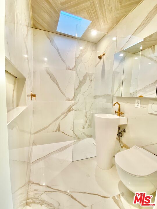 2805 3rd Street, Unit 2 Santa Monica, CA 90405 - Photo 10 of 13