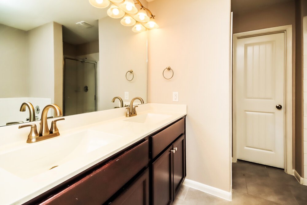 622 Harvest Bluff Drive Rosharon, TX 77583 - Photo 11 of 16