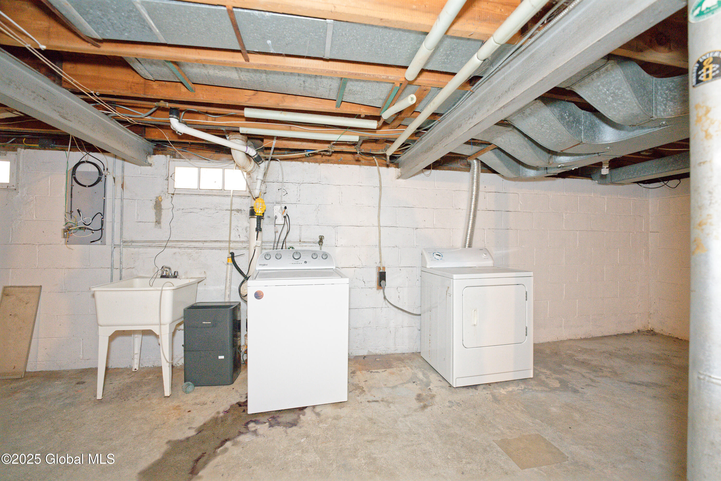14 Keith Road Bethlehem, NY 12054 - Photo 27 of 35 Basement 2