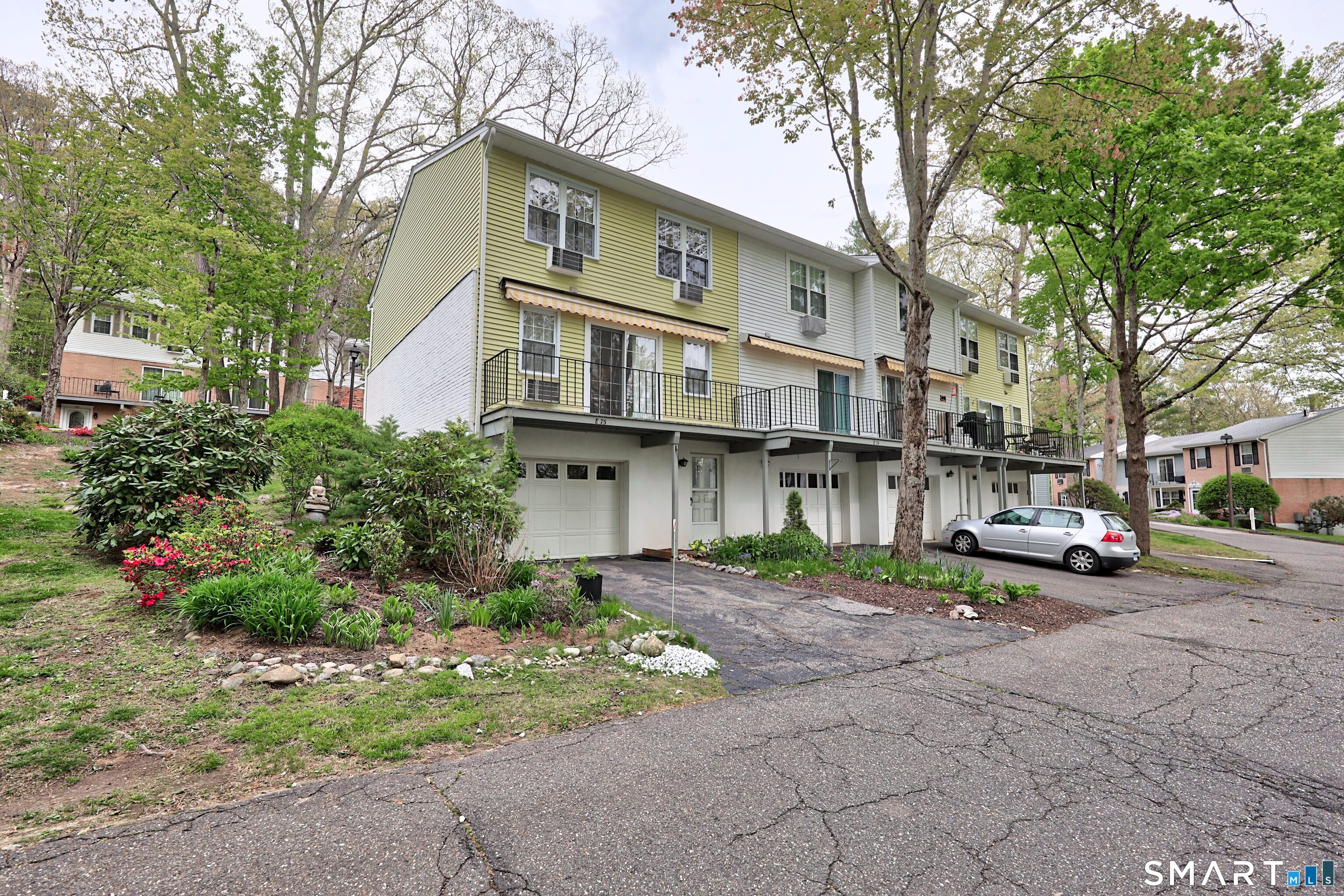 75 Hunter Court, Unit E75 Torrington, CT 06790 - Photo 27 of 31