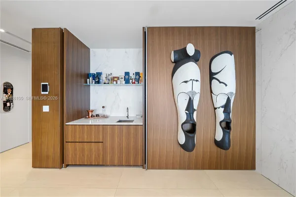 $11,900,000 | 17141 Collins Avenue, Unit LPH1, Sunny Isles Beach, FL 33160