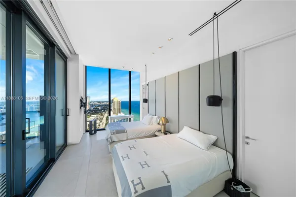 $11,900,000 | 17141 Collins Avenue, Unit LPH1, Sunny Isles Beach, FL 33160