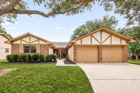 $300,000 | 2019 Franklin Circle, Rosenberg, TX 77471