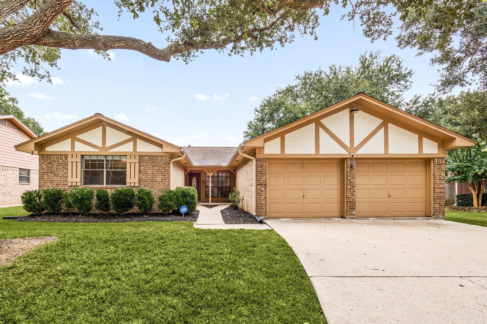 2019 Franklin Circle Rosenberg, TX 77471 - Photo 1 of 19 Welcome to 2019 Franklin Circle, a beautifully renovated home tucked on a quiet cul-de-sac in Cambridge Village. This move-in-ready home features an updated kitchen and baths, plus new flooring and fresh paint throughout.