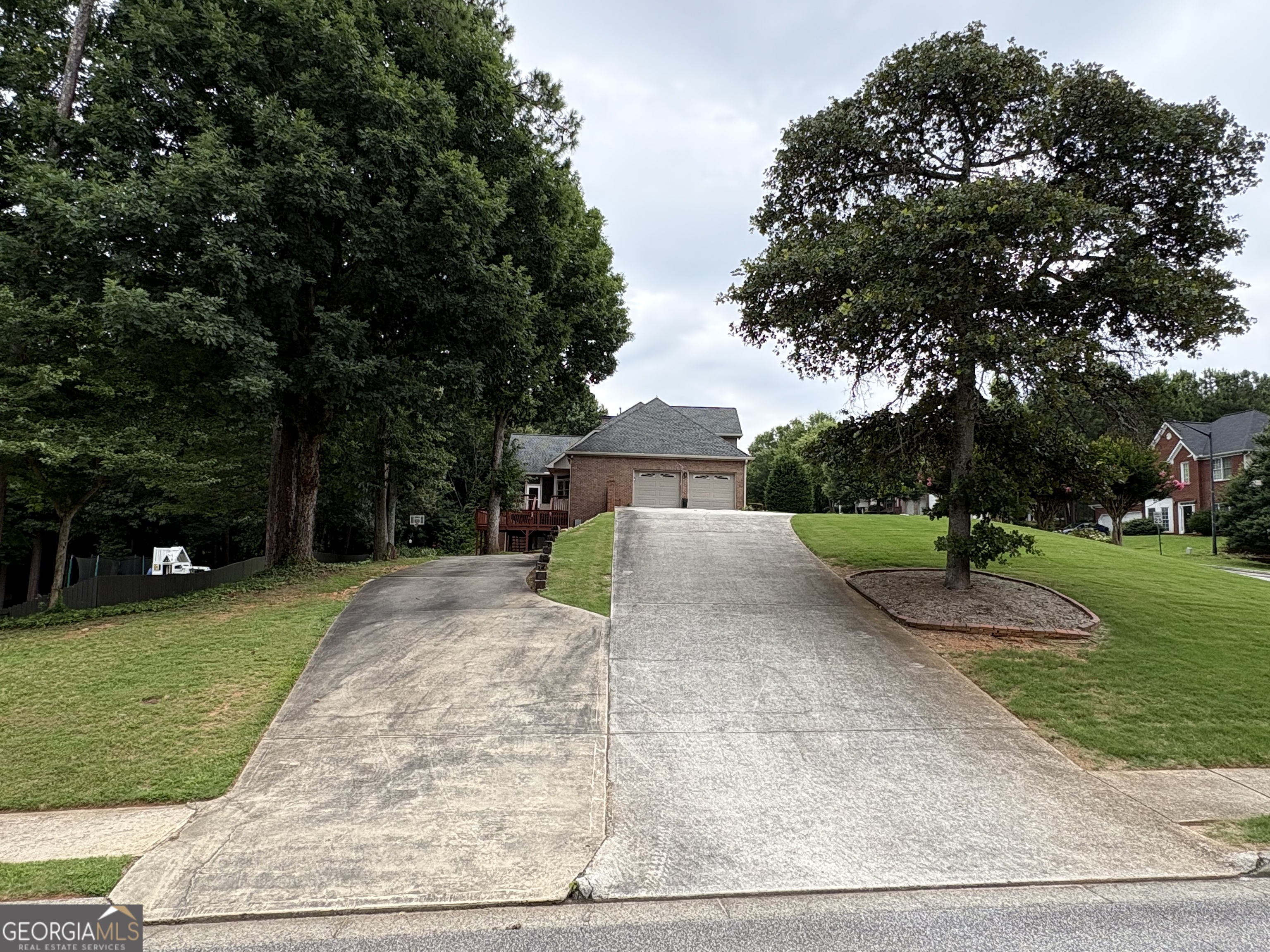 1434 Lost Bridge Road Southwest Marietta, GA 30008 - Photo 4 of 43