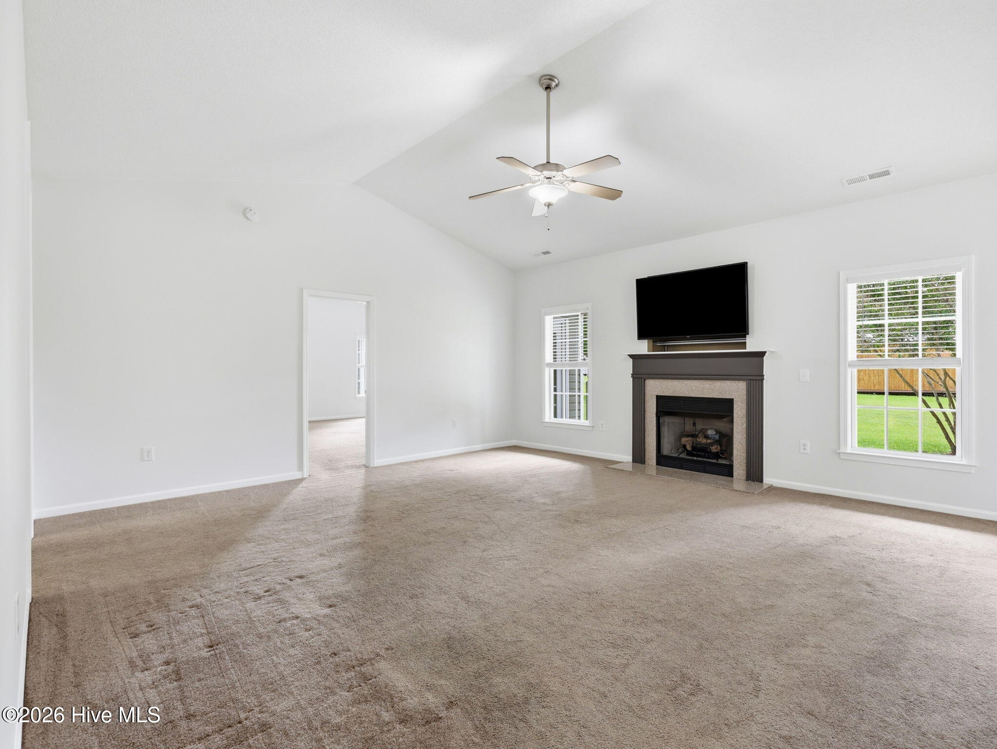 102 Spring Leaf Lane Jacksonville, NC 28540 - Photo 5 of 52