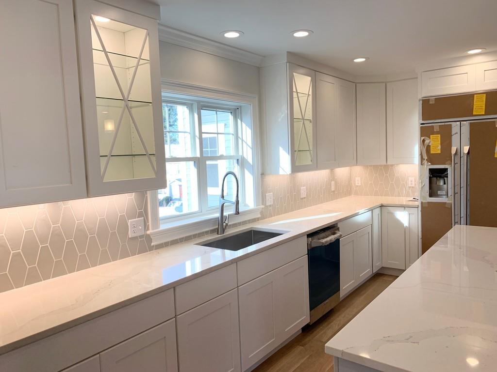 11 Bonad Road Winchester, MA 01890 - Photo 13 of 36