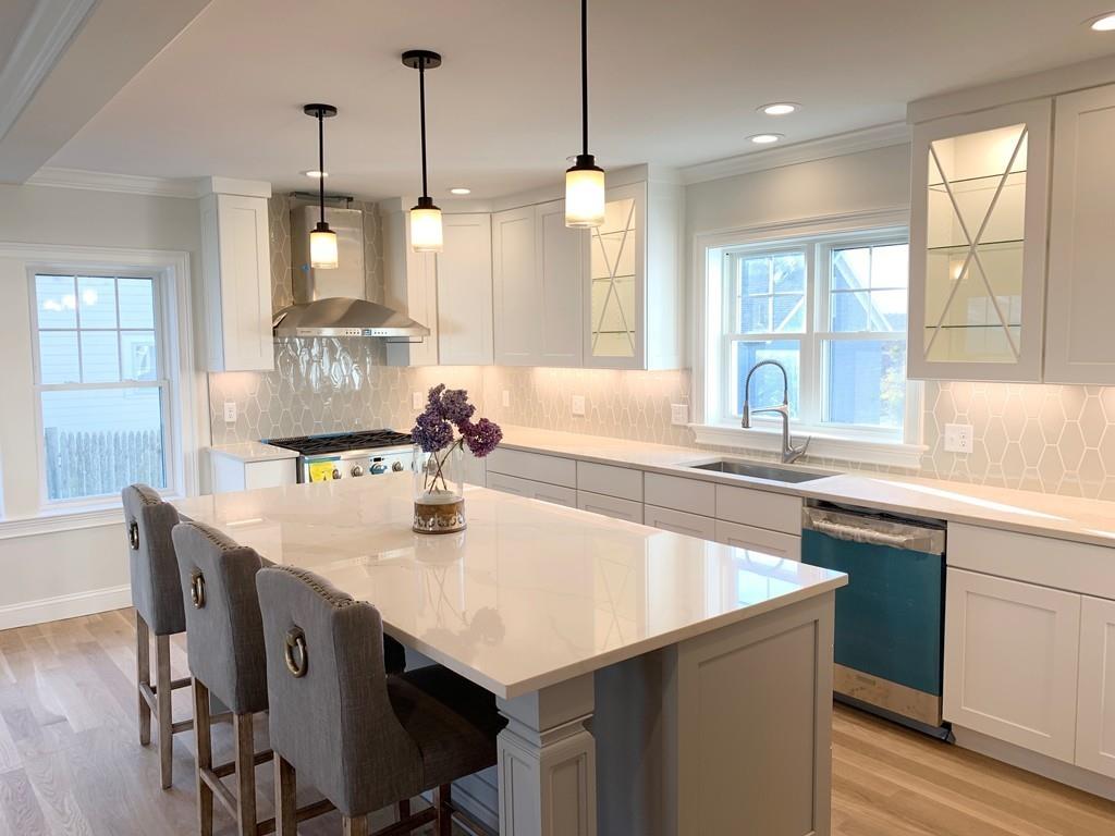 11 Bonad Road Winchester, MA 01890 - Photo 6 of 36