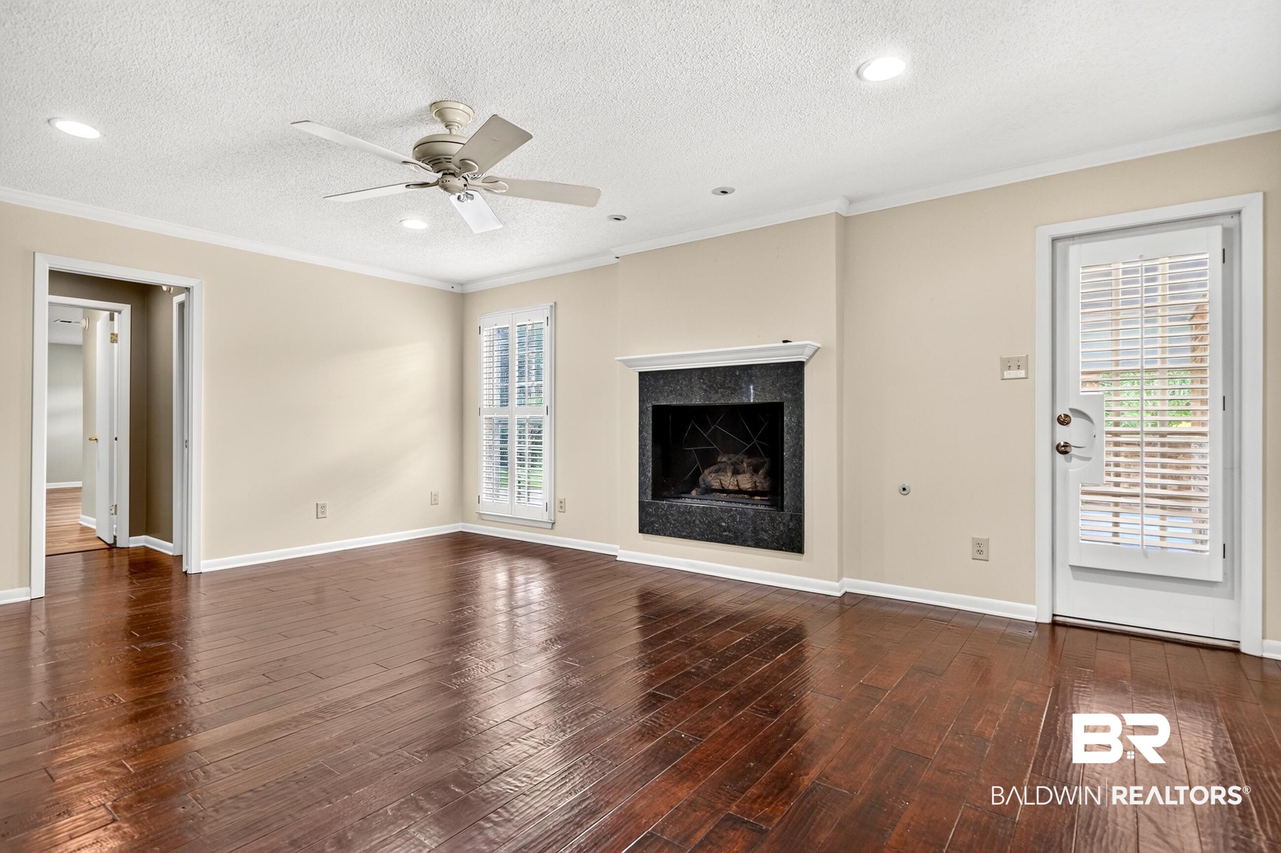 1251 East Spring Valley Drive Mobile, AL 36693 - Photo 11 of 59
