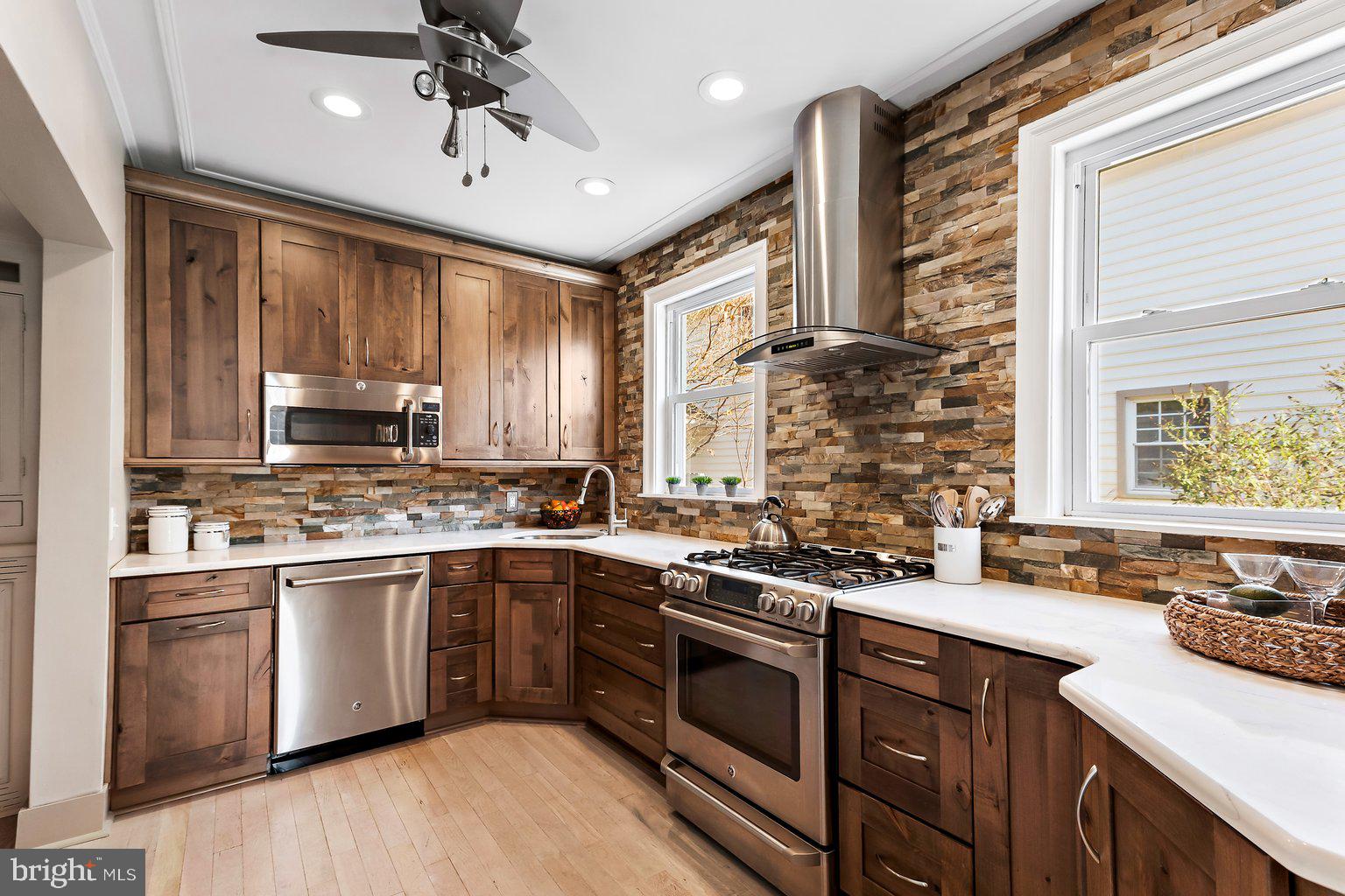 1902 Fairbank Road Baltimore, MD 21209 - Photo 8 of 48 Kitchen