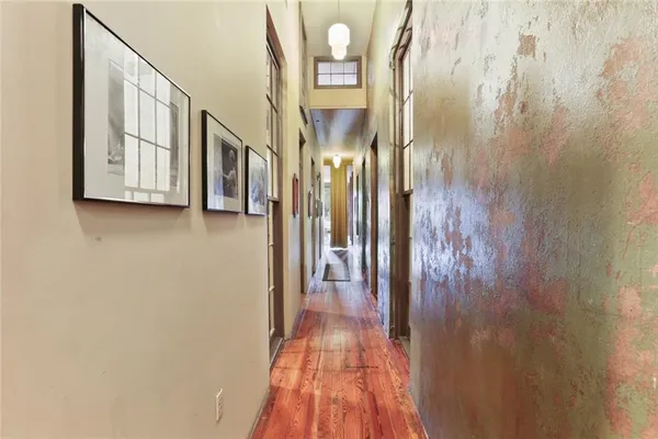 $2,750,000 | 717 Camp Street, New Orleans, LA 70130