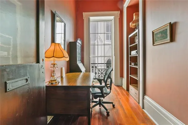 $2,750,000 | 717 Camp Street, New Orleans, LA 70130
