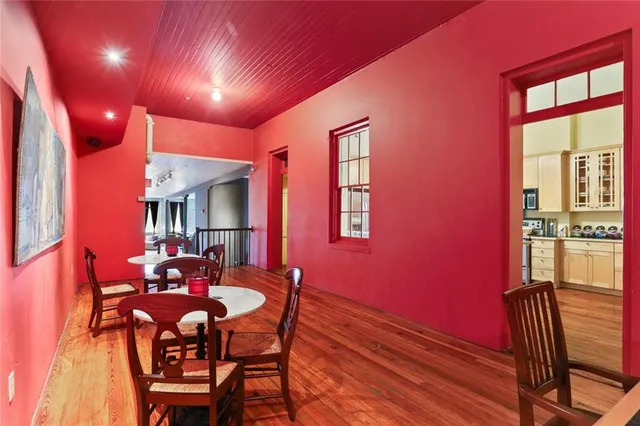 $2,750,000 | 717 Camp Street, New Orleans, LA 70130