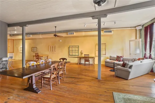 $2,750,000 | 717 Camp Street, New Orleans, LA 70130