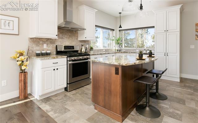 548 Paradiso Road Divide, CO 80814 - Photo 12 of 37 Kitchen